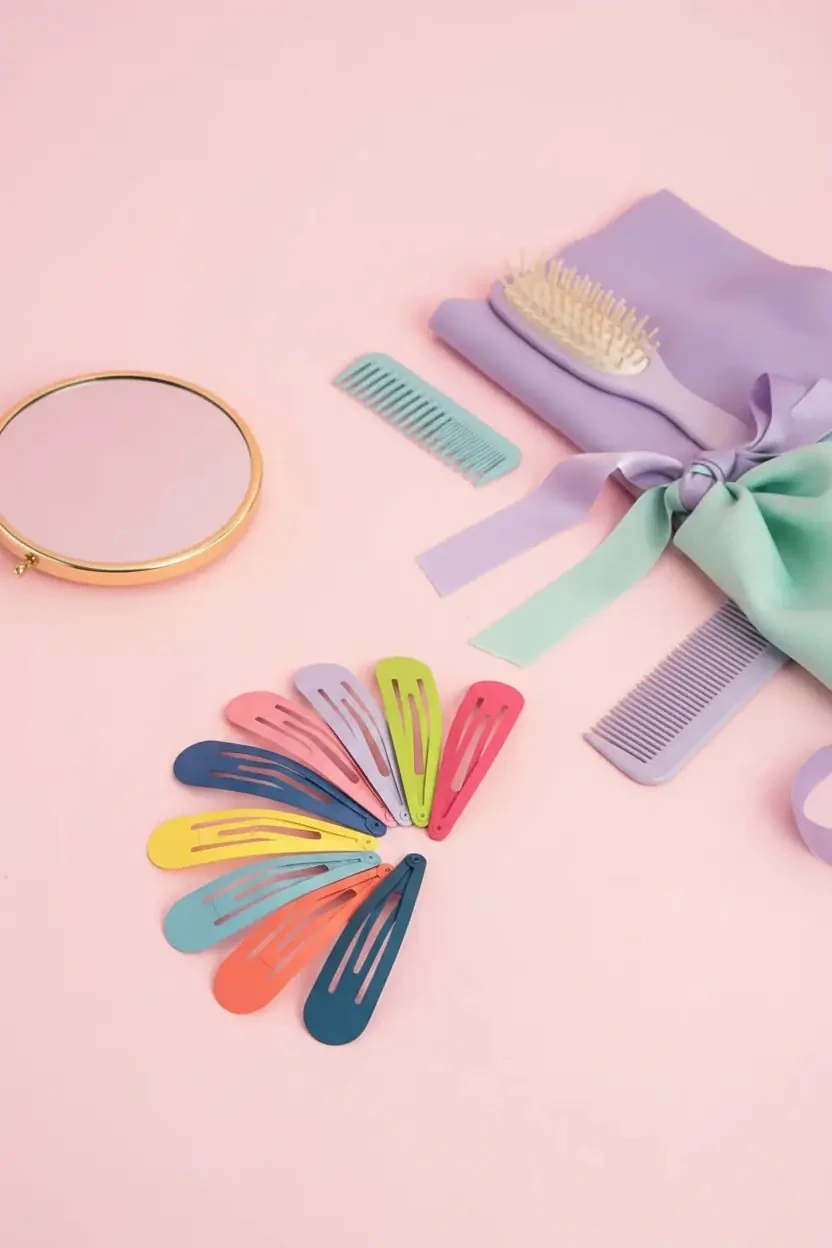 Miniso Lisanslı Renkli Çıt Çıt 4'lü Saç Tokası Seti – Dayanıklı ve Şık Günlük Saç Aksesuarı 7,5 Cm