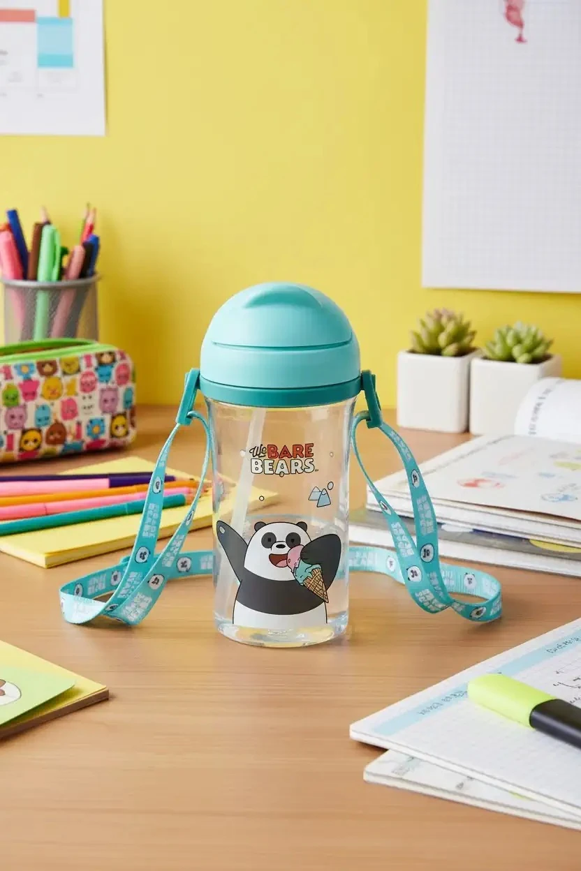 We Bare Bears Lisanslı Panda Pipetli Suluk – Taşıma Askılı Sızdırmaz Çocuk Matarası 400 ML