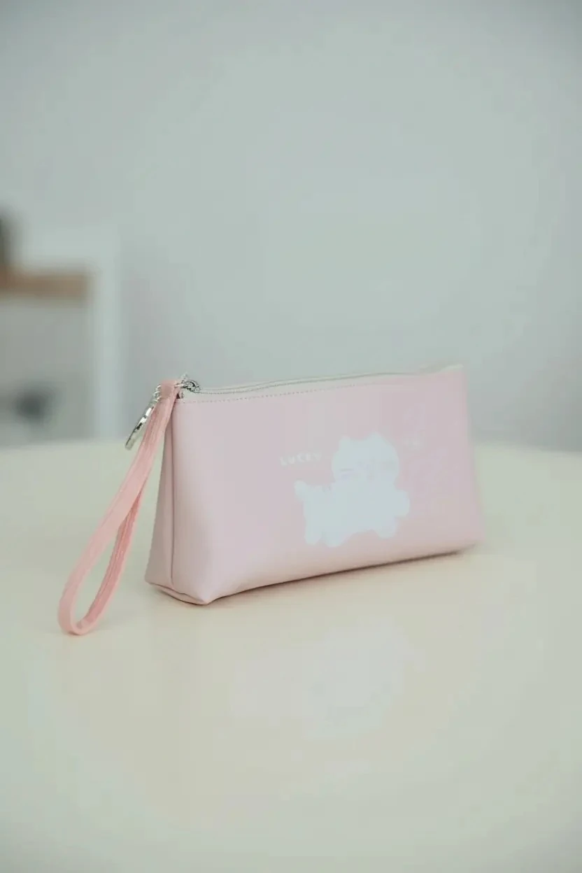 Miniso Lisanslı Hayvan Serisi PU Patchwork Saplı Trapez Kalem Kutusu 20 Cm – Sevimli Tasarım