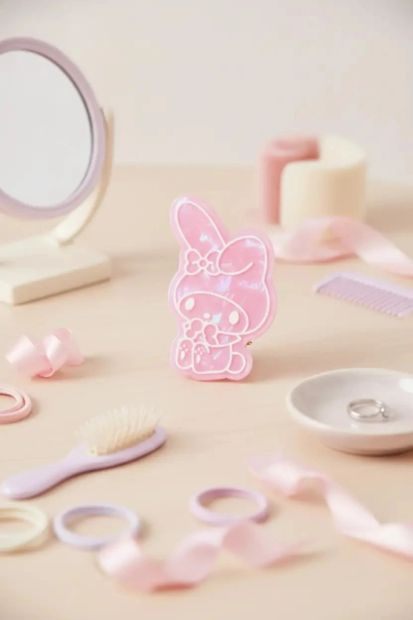 Hello Kitty Lisanslı Kabuklu Saç Tokası – Özel Formlu & Hafif Tasarım