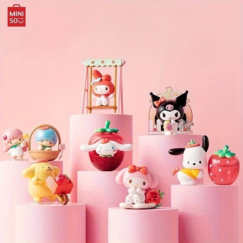 Sanrio Lisanslı Çilek Tarlası Serisi Sürpriz Figürlü Kutu Blind Box
