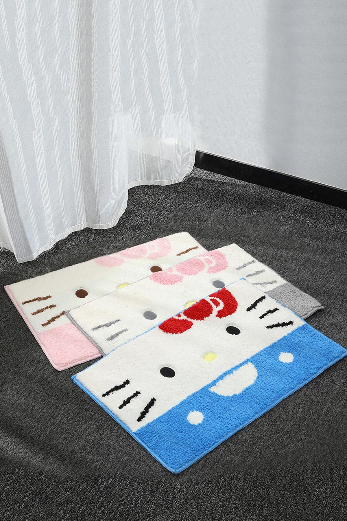 Sanrio Hello Kitty Lisanslı Küçük Halı - Pembe