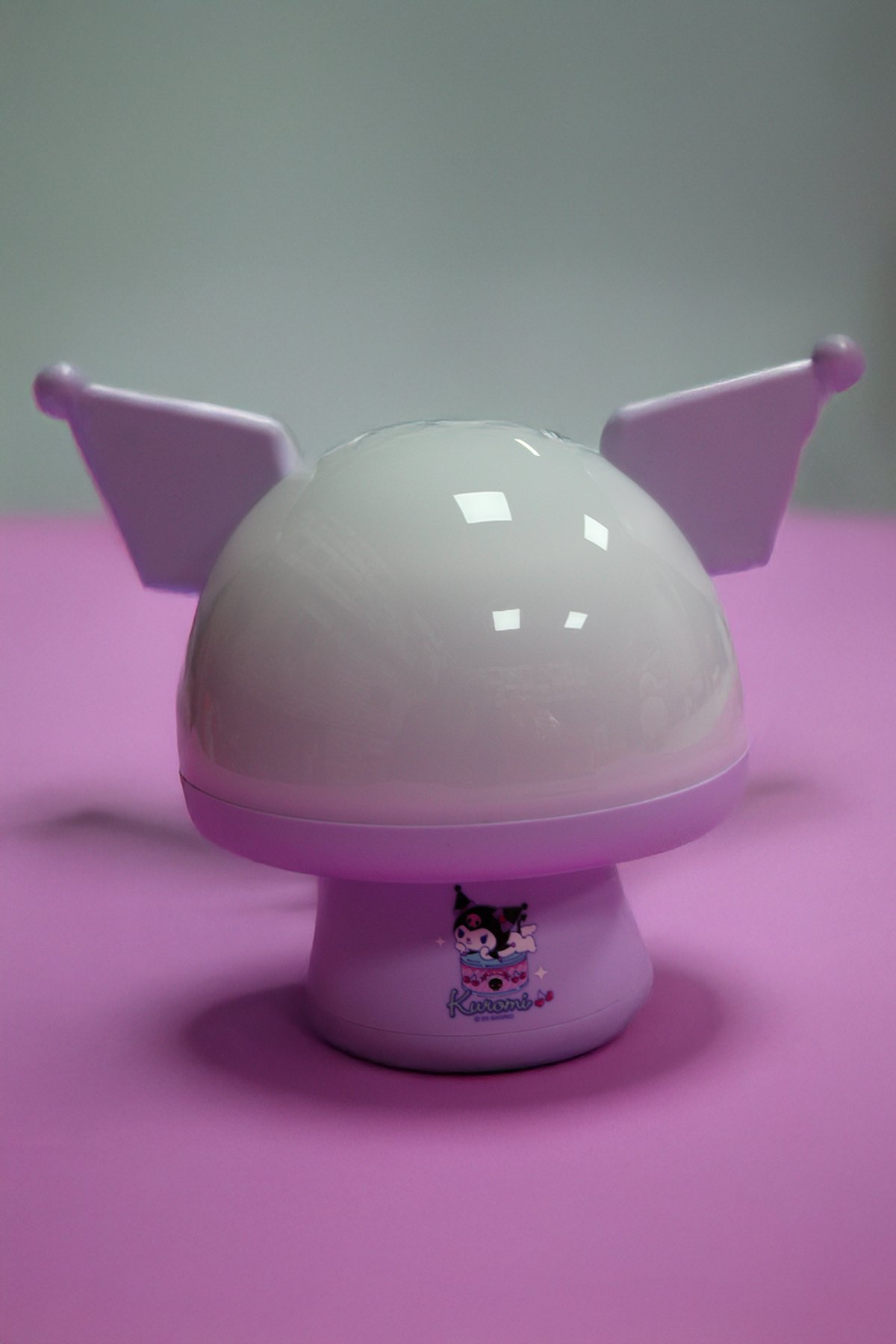 Sanrio Lisanslı Kuromi Yıldızlı Gökyüzü Serisi Küre Masa Lambası