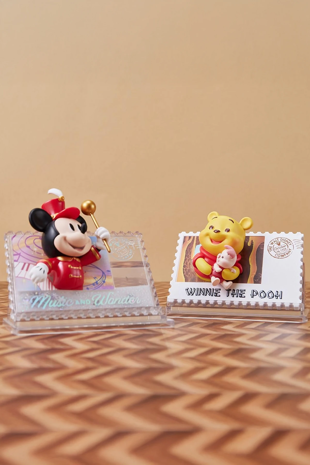 Disney Lisanslı Retro Pul Serisi Sürpriz Kutu Figürü