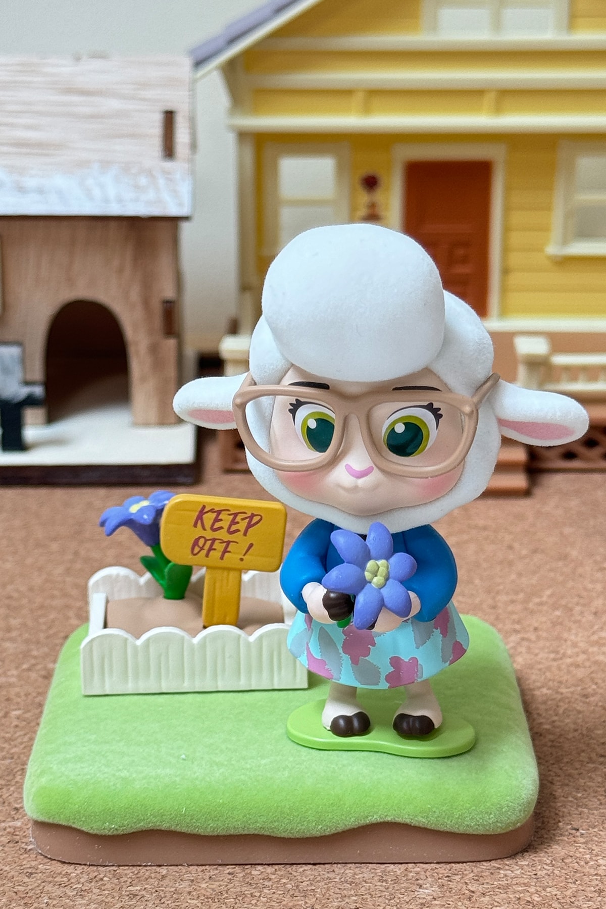 Disney Lisanslı Zootopia Sonbahar Bahçe Serisi Sürpriz Figür - Blind Box