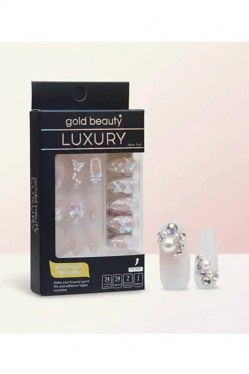 MINISO Gold Beauty Taşlı Takma Tırnak – Kendinden Yapışkanlı ve Zarif Detaylı Pratik Set