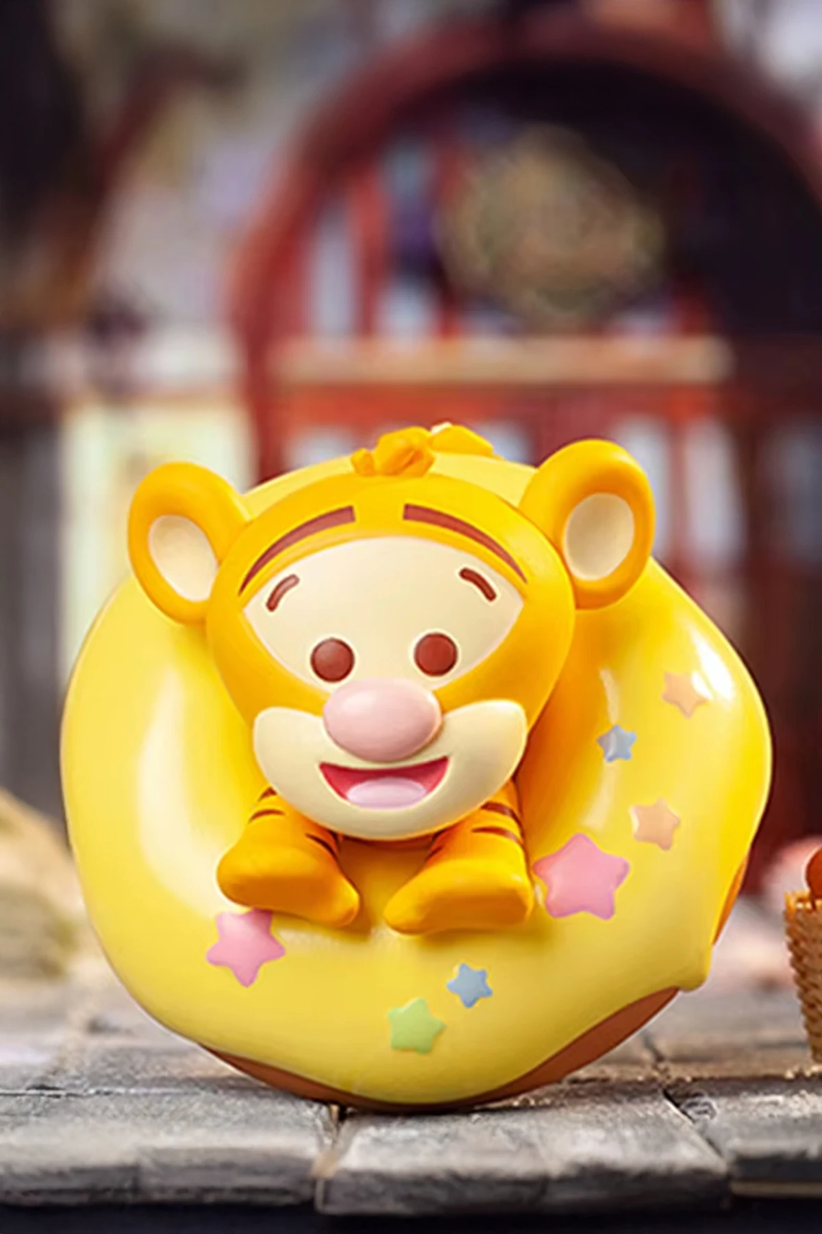 Disney Winnie The Pooh Lisanslı Donut Serisi Sürpriz Figürlü Kutu - Blind Box