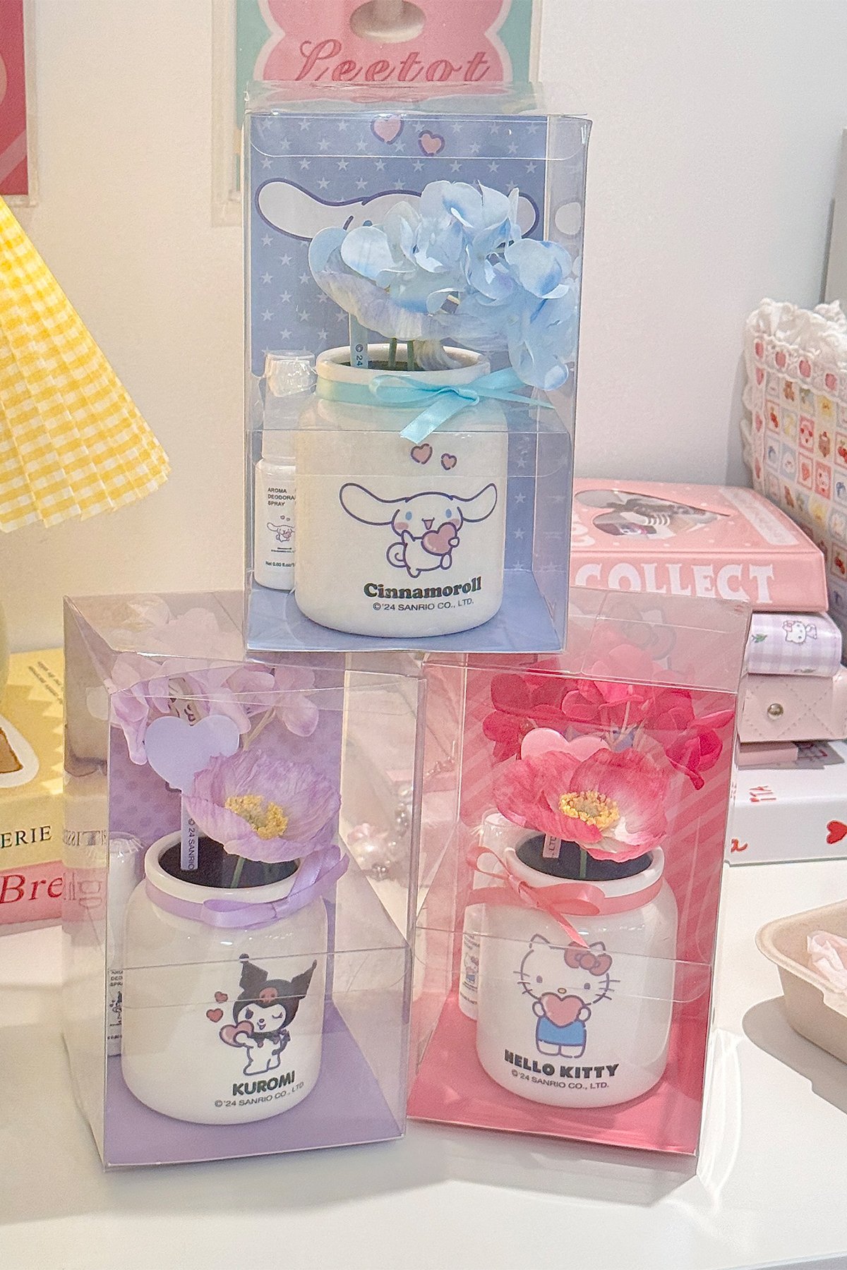 Sanrio Lisanslı Oda Parfümü ve Süs Seti - Hello Kitty