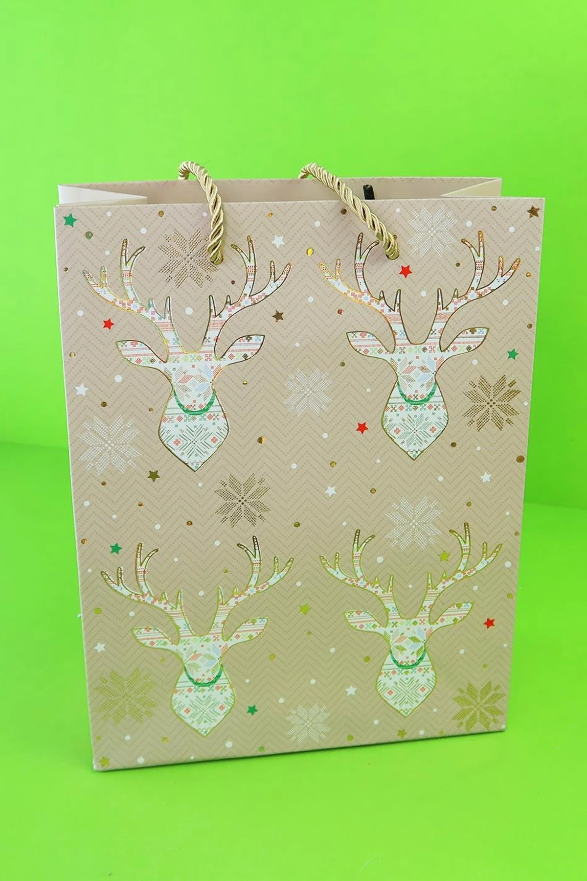  Yılbaşı Yıldızlı Karton Çanta 23x18 Cm