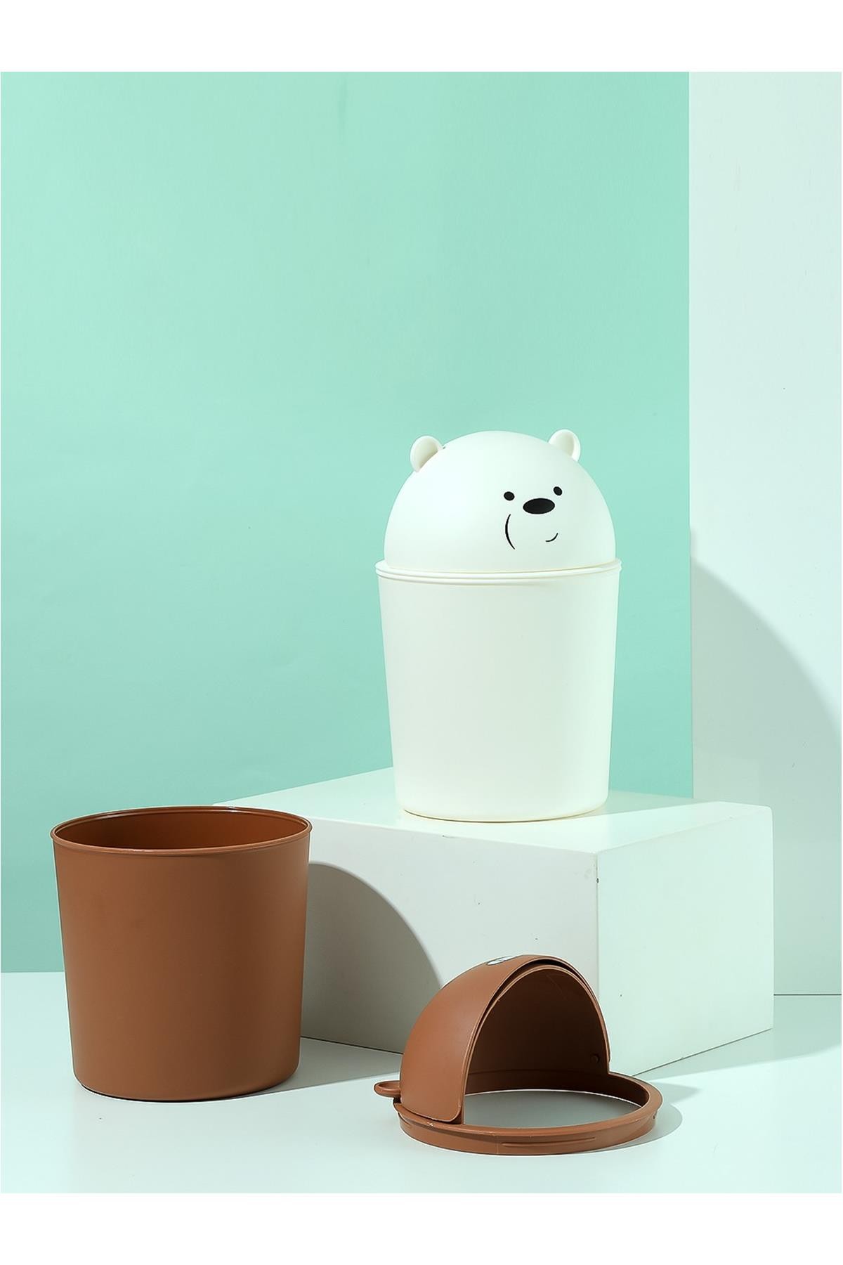 We Bare Bears Lisanslı Kapaklı Mini Çöp Kovası