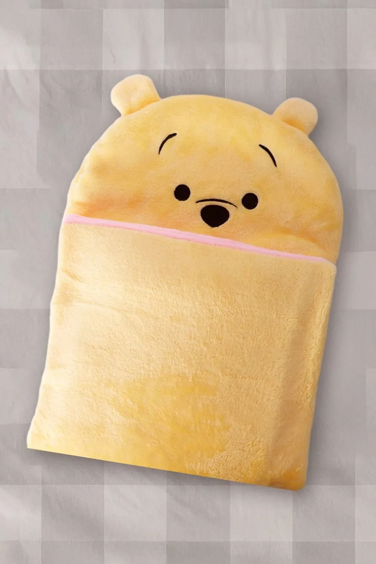 Disney Lisanslı Tsum Tsum Serisi Kapüşonlu Battaniye (Winnie The Pooh)