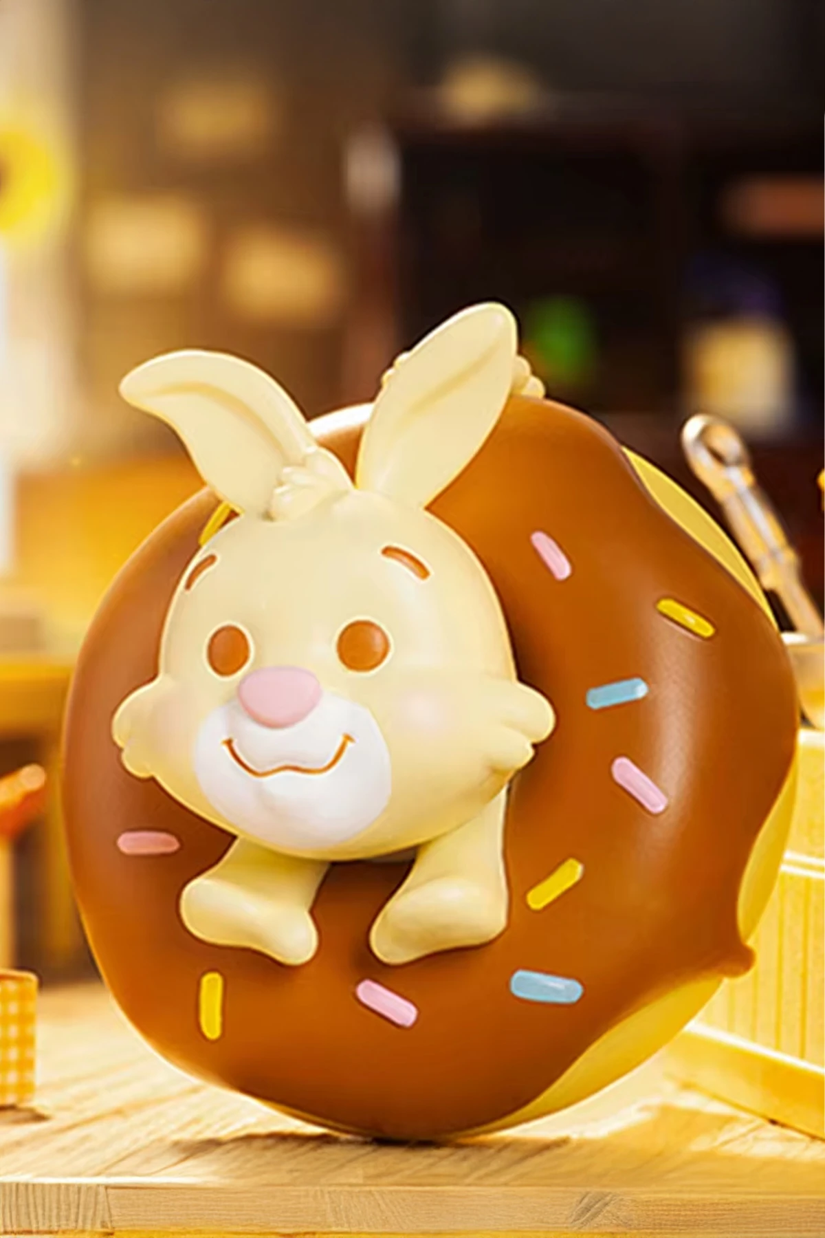 Disney Winnie The Pooh Lisanslı Donut Serisi Sürpriz Figürlü Kutu - Blind Box