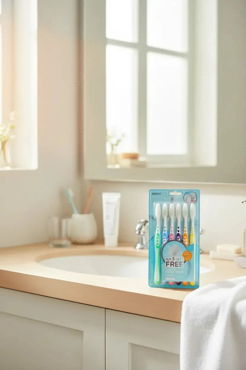 Miniso Derin Temizlik Serisi Diş Fırçası Seti – 5+1 Bonus Avantajlı Paket Aile Boyu Ağız Bakımı