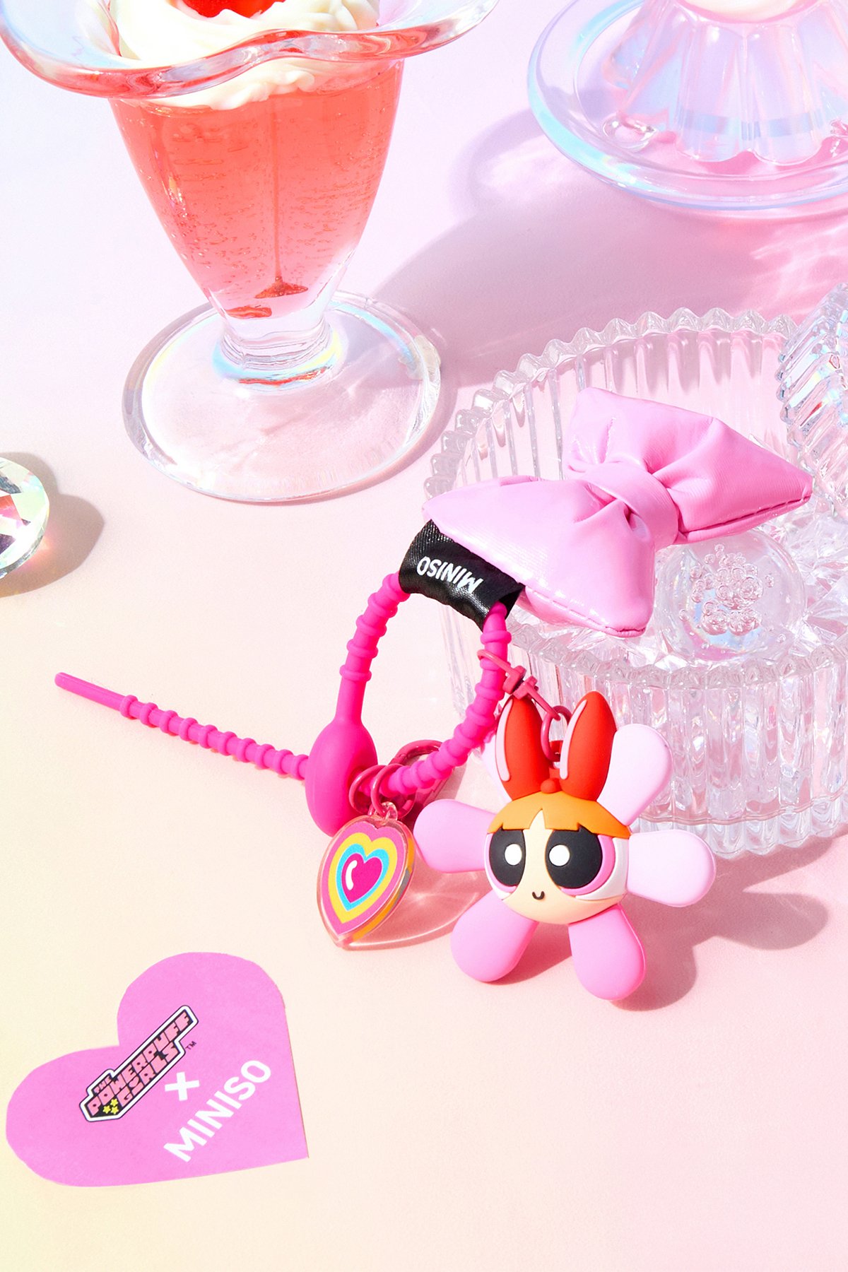 Powerpuff Girls Lisanslı Boncuklu Çiçek Figürlü Fiyonk Anahtarlık