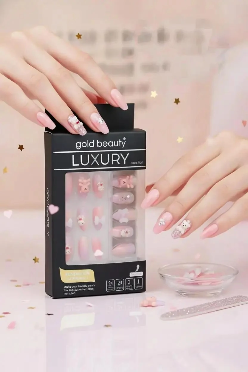Gold Beauty Ayıcık Figürlü ve Taşlı Takma Tırnak Seti – 24 Adet