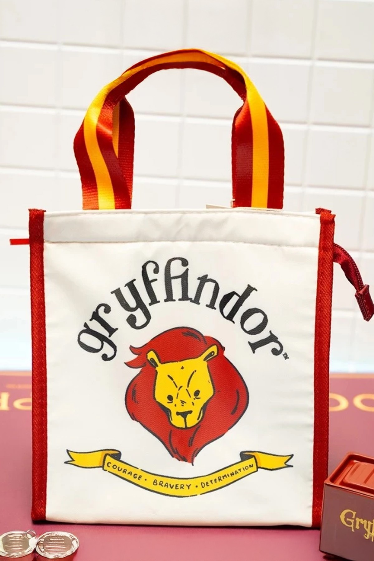 Harry Potter Lisanslı Yiyecek Çantası - Gryffindor