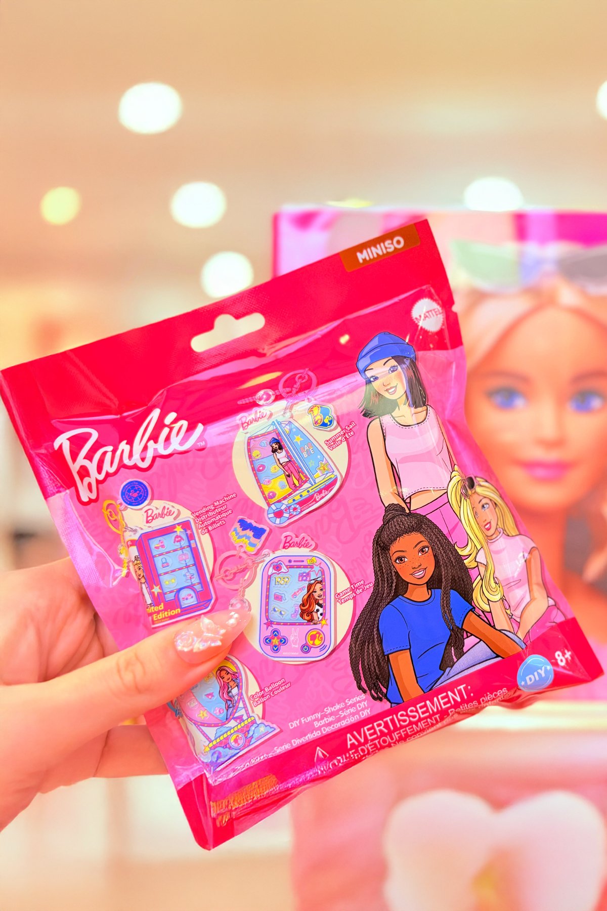 Barbie Lisanslı Kendin Yap Sallanan Eğlenceli Figürlü Kutu