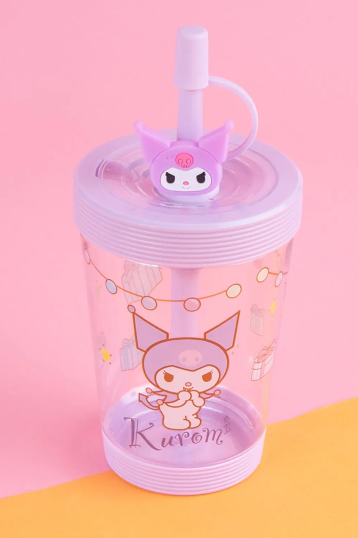 Sanrio Lisanslı Pipetli Plastik Şişe (535Ml) - Kuromi (Outlet)