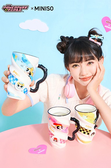 Powerpuff Girls Lisanslı Spiral Seramik Bardak 440mL (Bubbles)