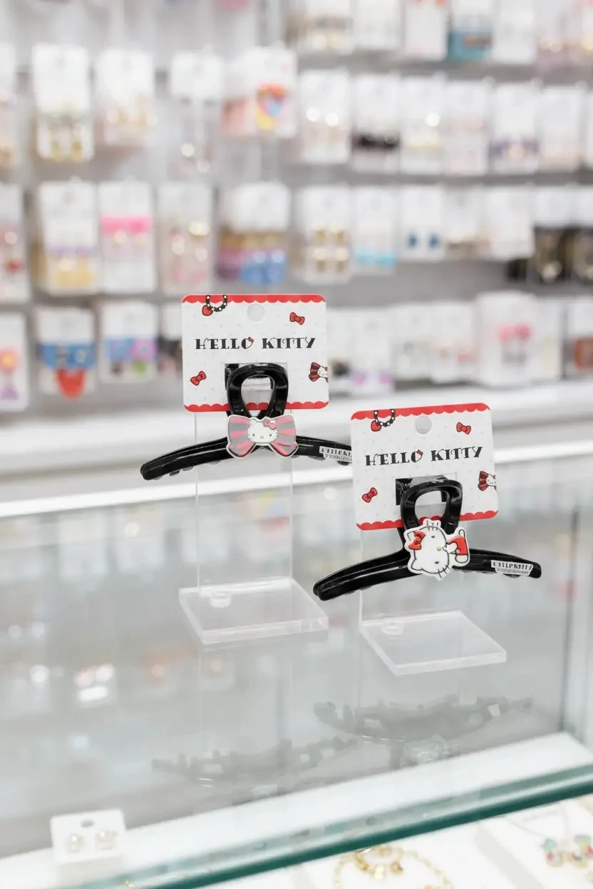 Hello Kitty Lisanslı Saç Pençesi Tokası – Güçlü Tutuşlu & Figür Detaylı
