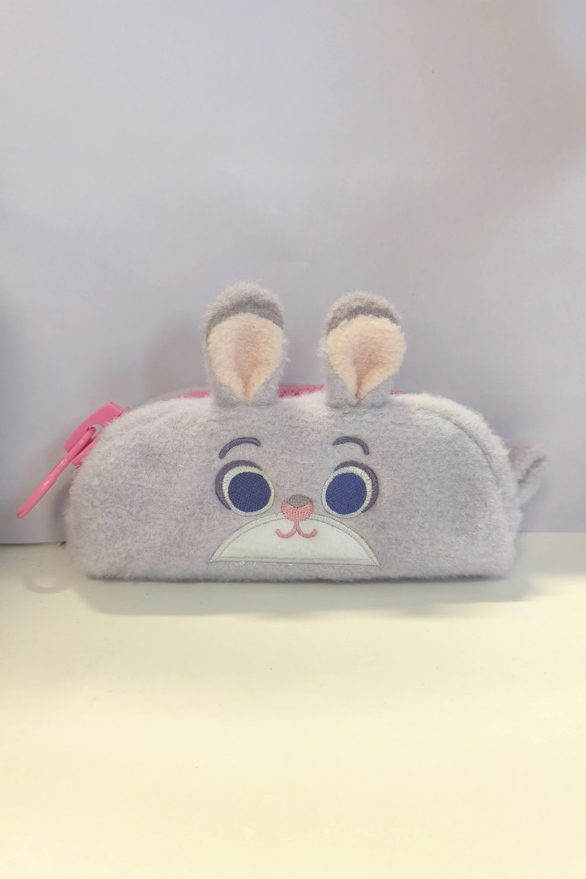 Disney Zootropolis Lisanslı Büyük Fermuarlı Peluş Kalemlik