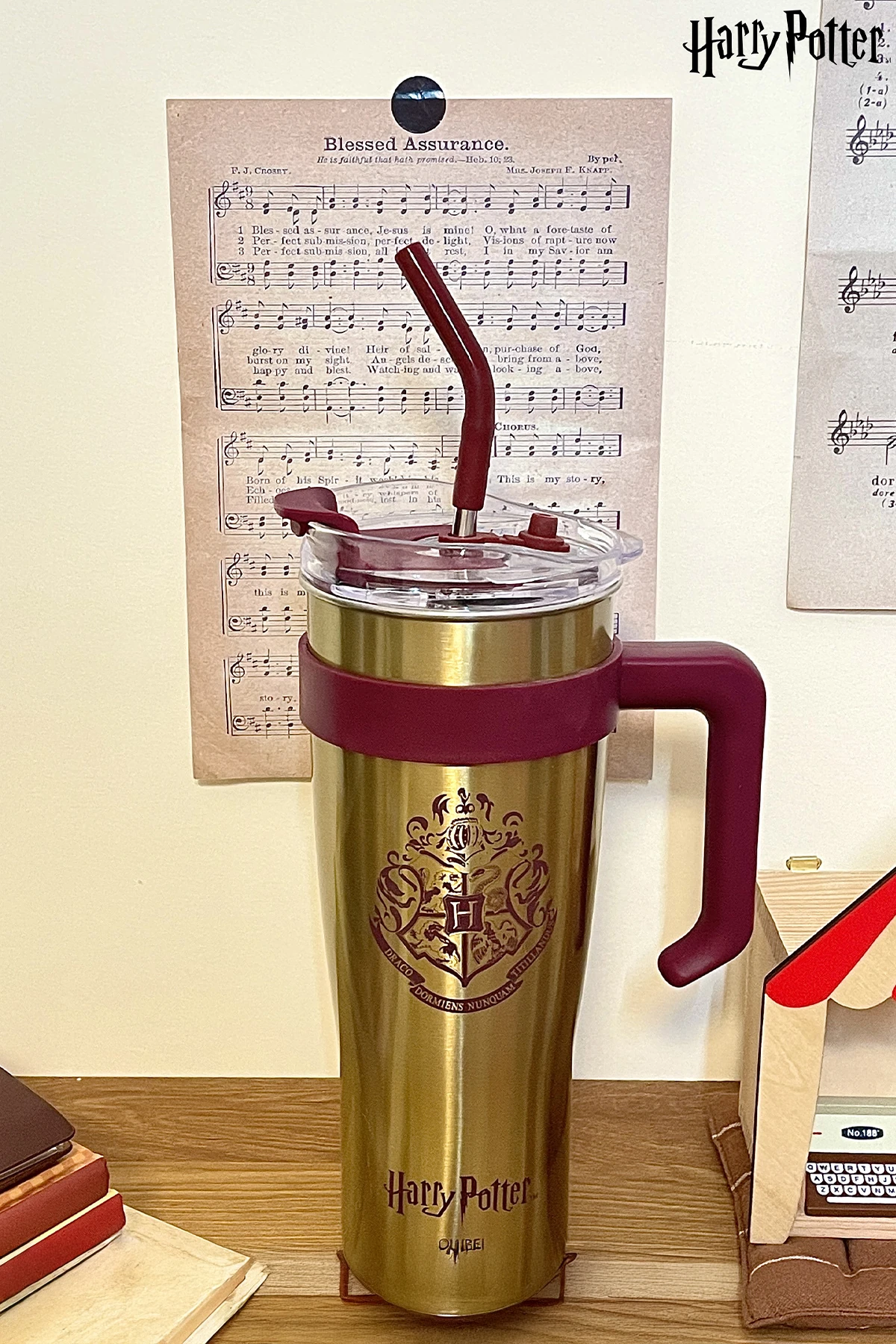 Harry Potter Lisanslı Pipetli Tutacaklı Çelik Matara (1600Ml) (Outlet)