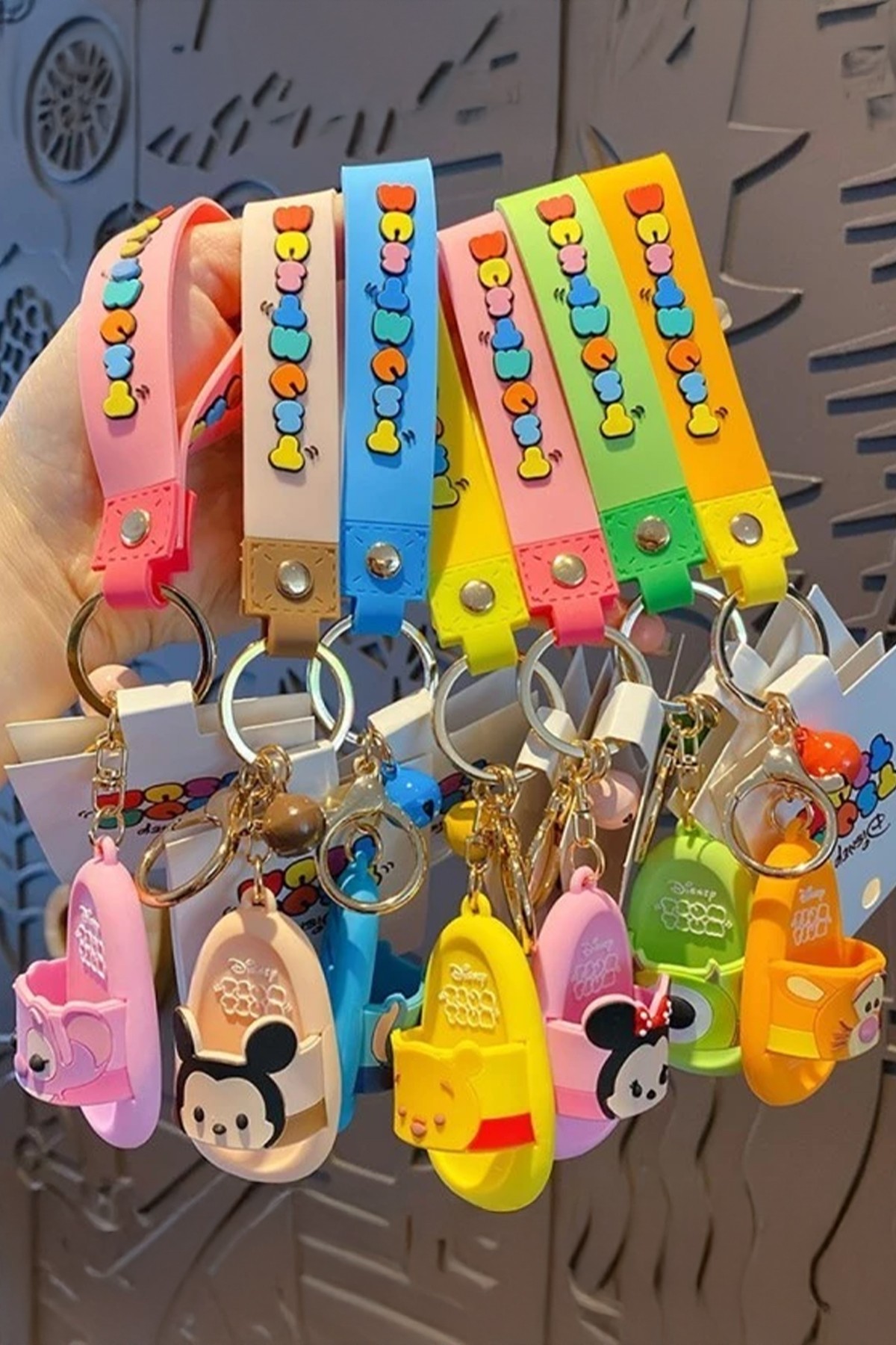 Disney Lisanslı Tsum Tsum Serisi Mini Terlik Figürlü Anahtar