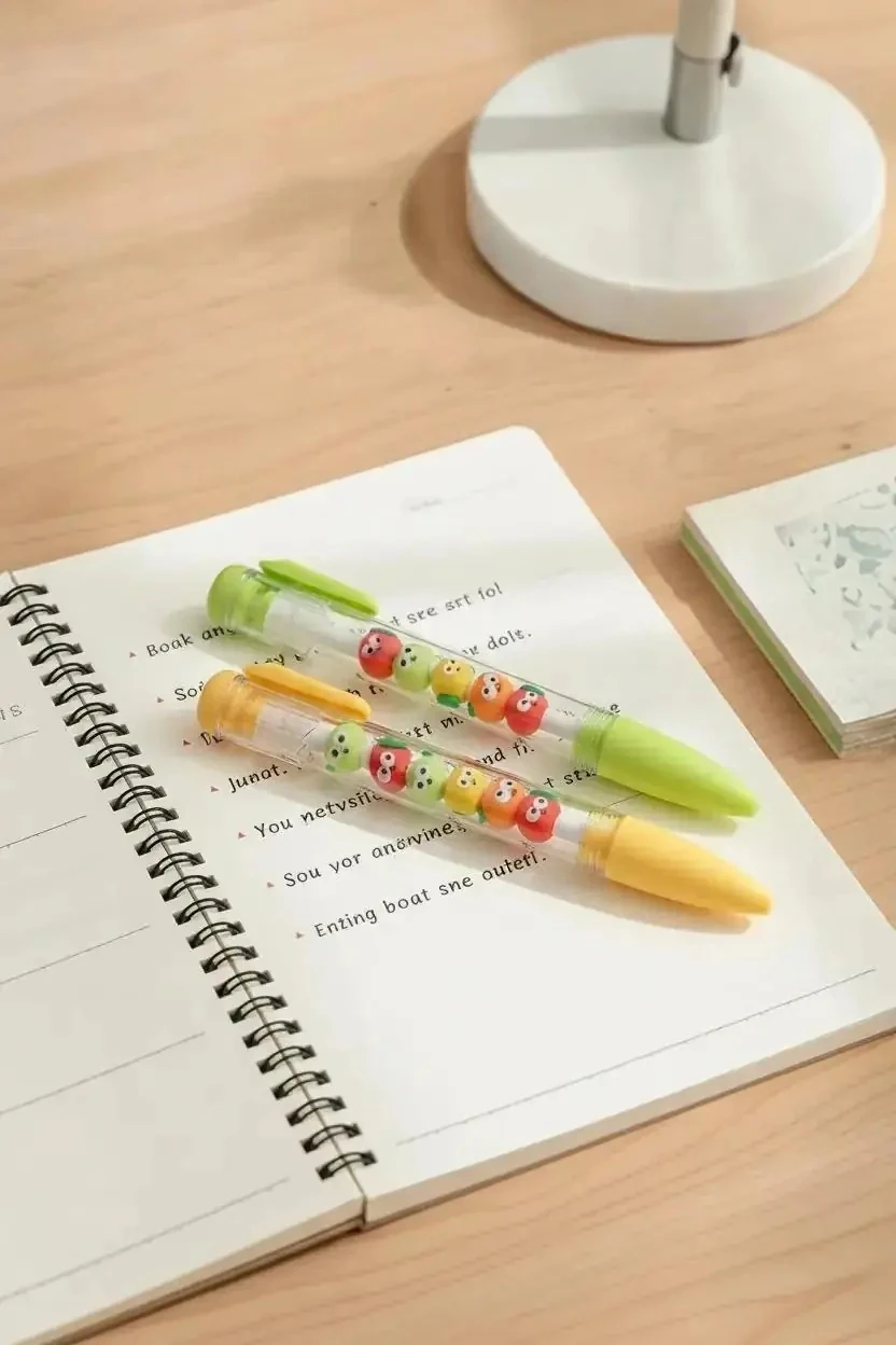 Miniso Lisanslı Fruit Baby Boncuklu Jel Kalem 0,5 mm – Siyah Mürekkepli Tekli