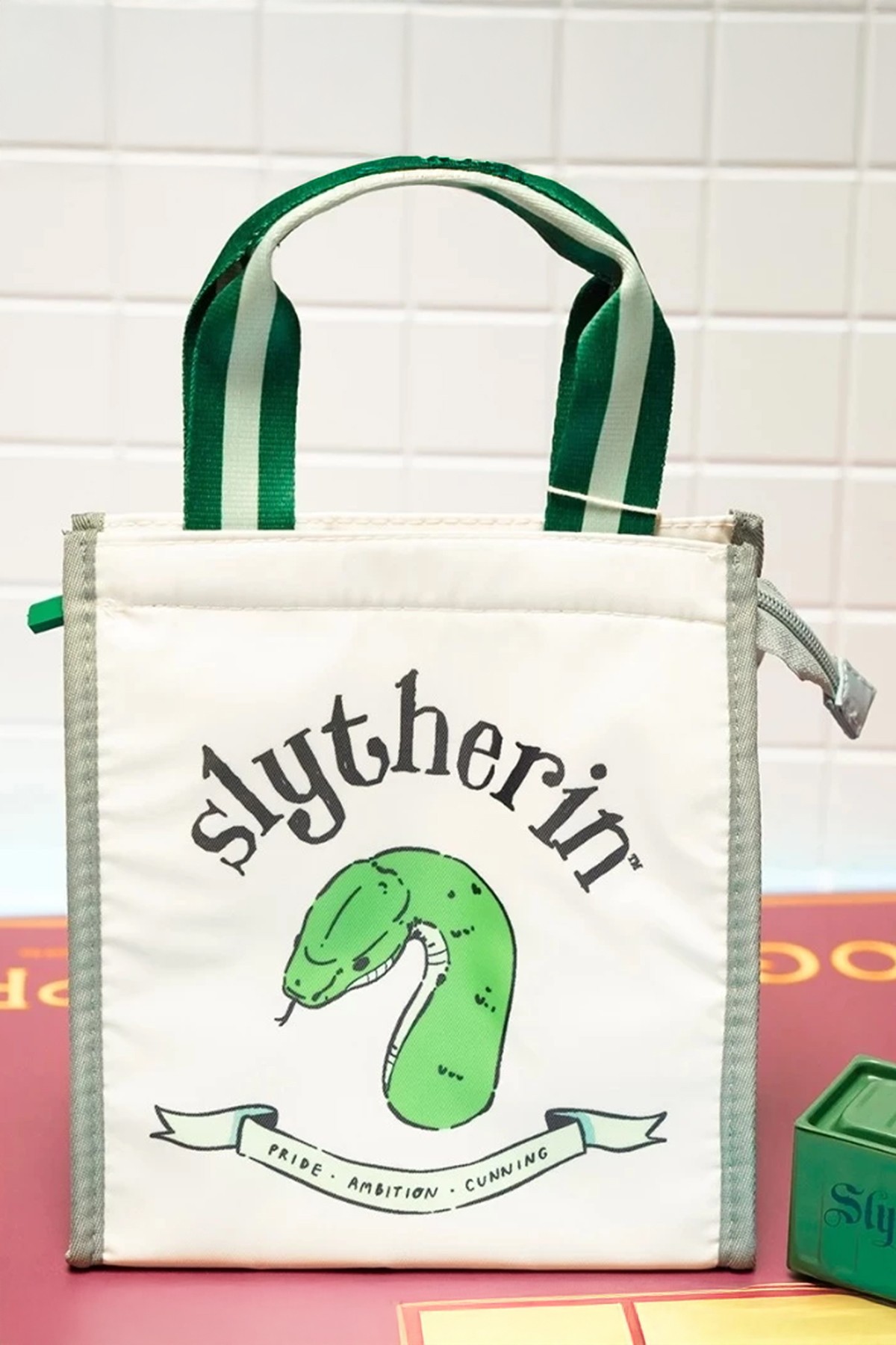 Harry Potter Lisanslı Yiyecek Çantası - Slytherin