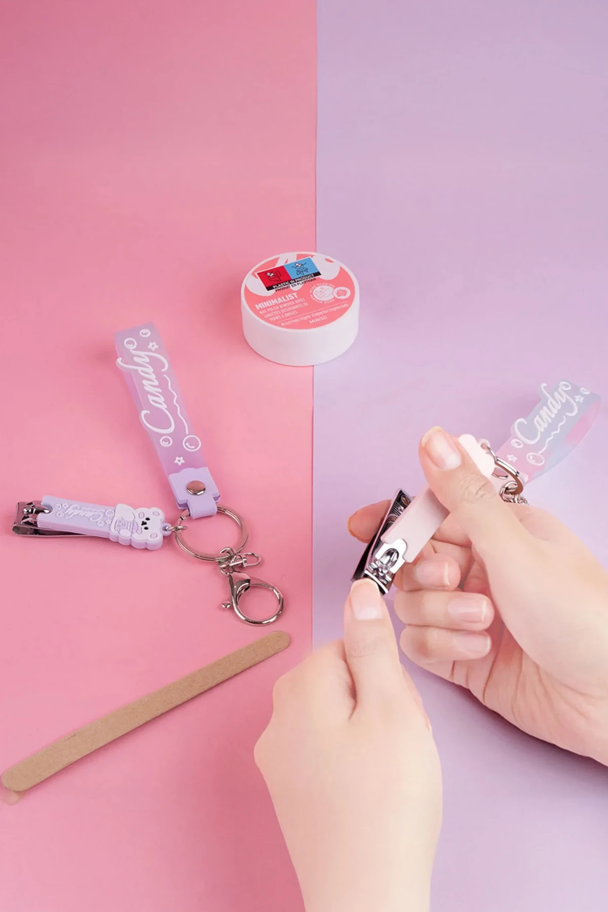 Miniso Lisanslı Macaron Tırnak Makası Kolye – Taşınabilir Bakım 18 Cm
