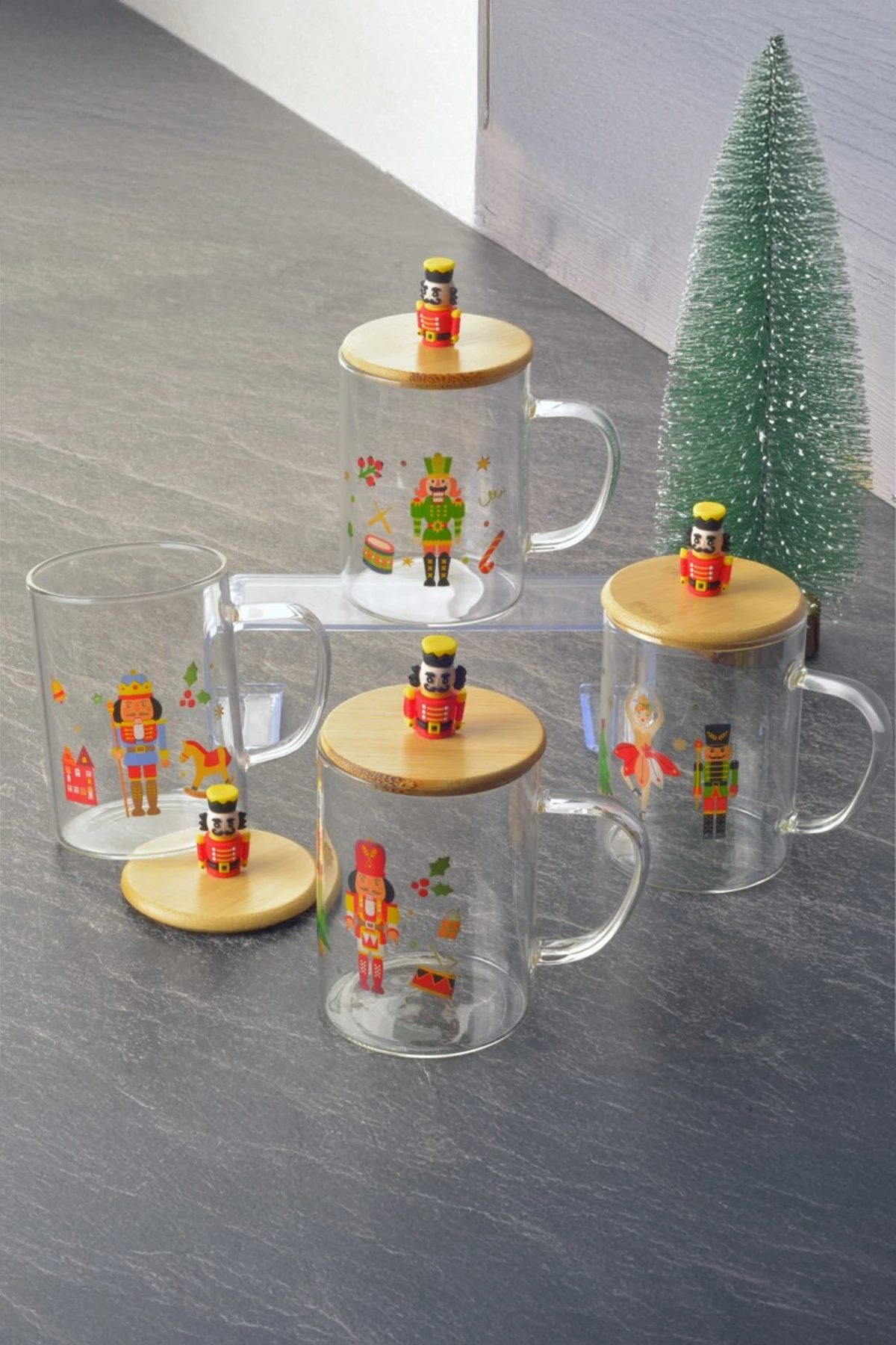 Bambu Kapaklı Cam Kupa - Kurşun Asker