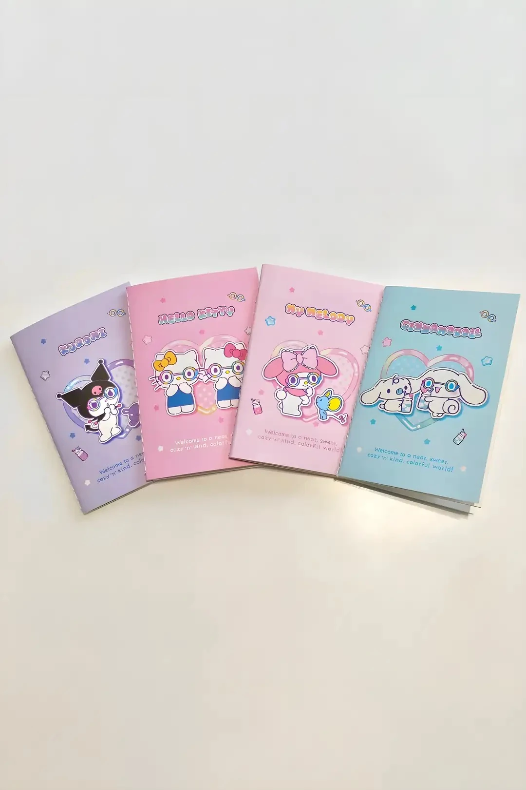 Hello Kitty ve Arkadaşları Lisanslı Dikişli Defter Seti