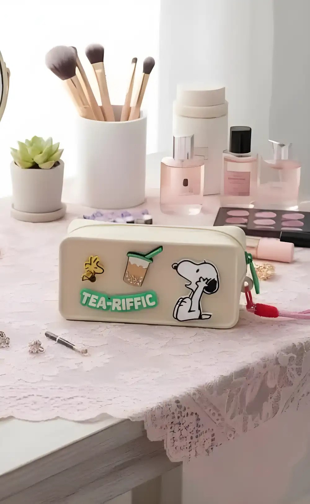 Snoopy Lisanslı Silikon Kozmetik Çantası - Bej