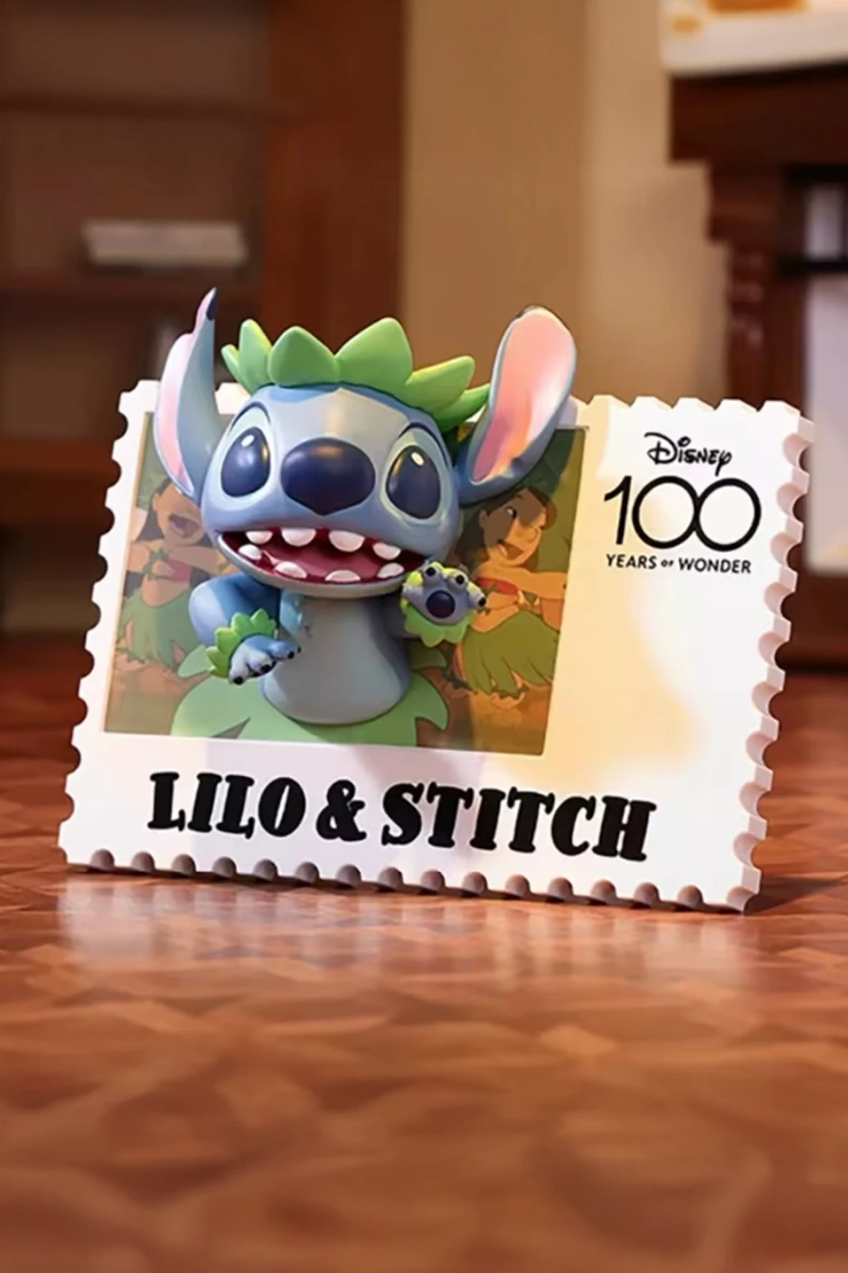 Disney Lisanslı Retro Pul Serisi Sürpriz Kutu Figürü