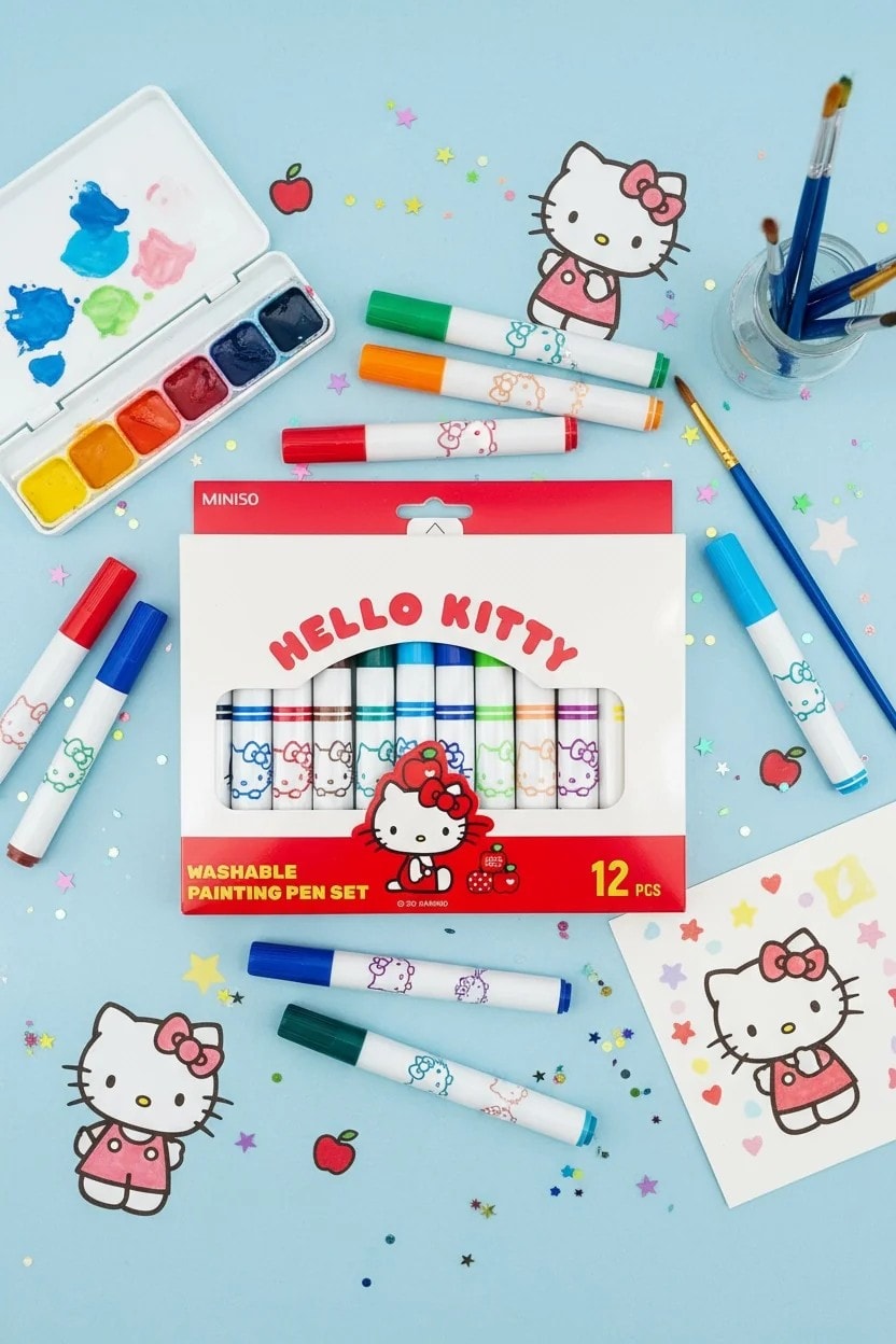 Hello Kitty Lisanslı Elma Koleksiyonu 12 Renkli Sulu Boya Kalem Seti