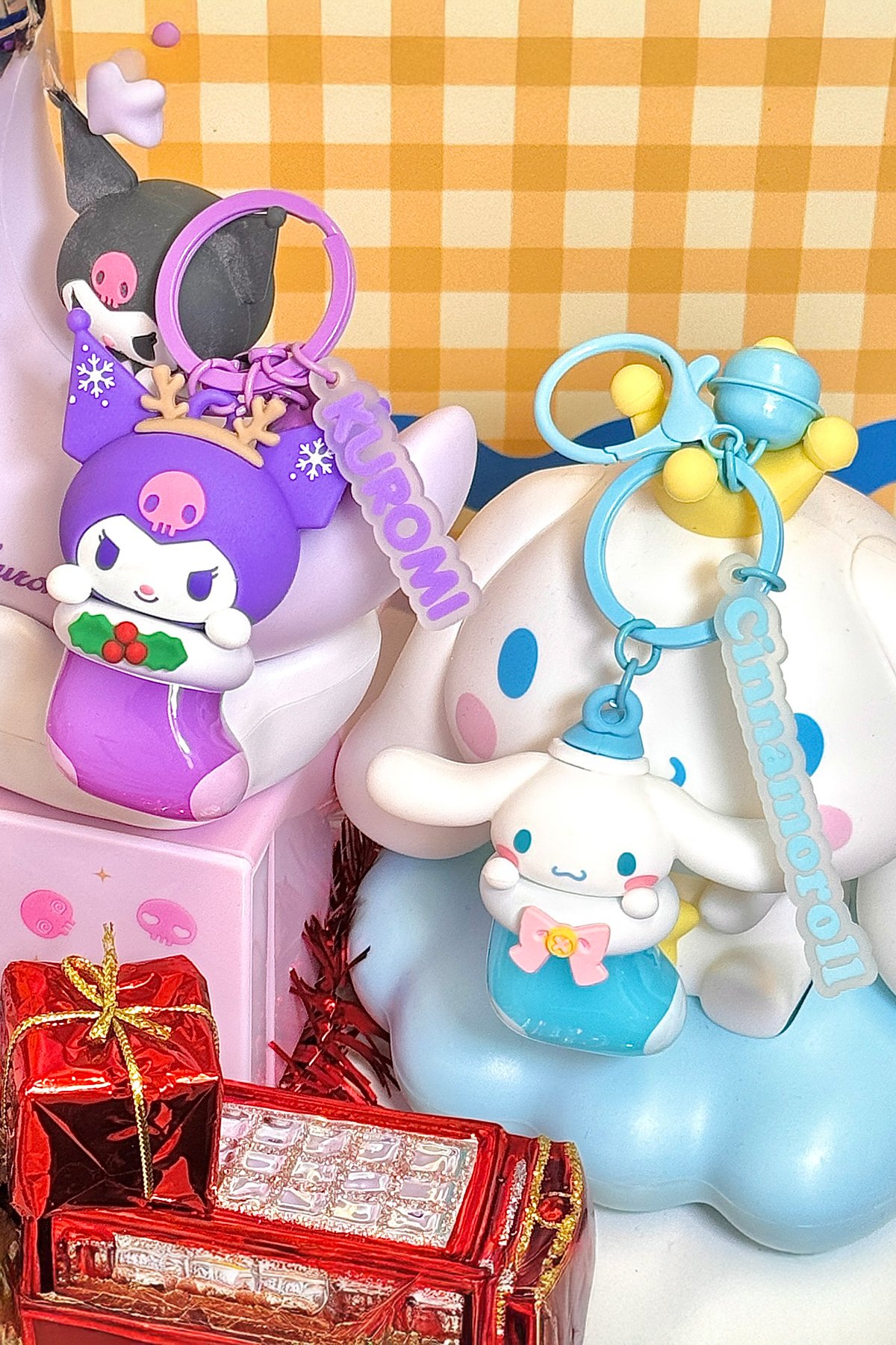 Sanrio Lisanslı Kış Serisi Işıklı Anahtarlık - Cinnamoroll