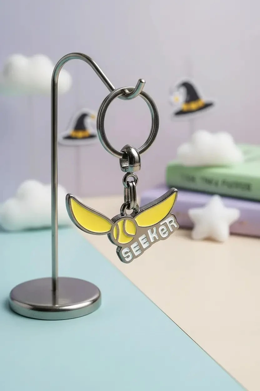 Harry Potter Seeker Anahtarlık – Altın Snitch Figürlü Quidditch Koleksiyon Aksesuarı