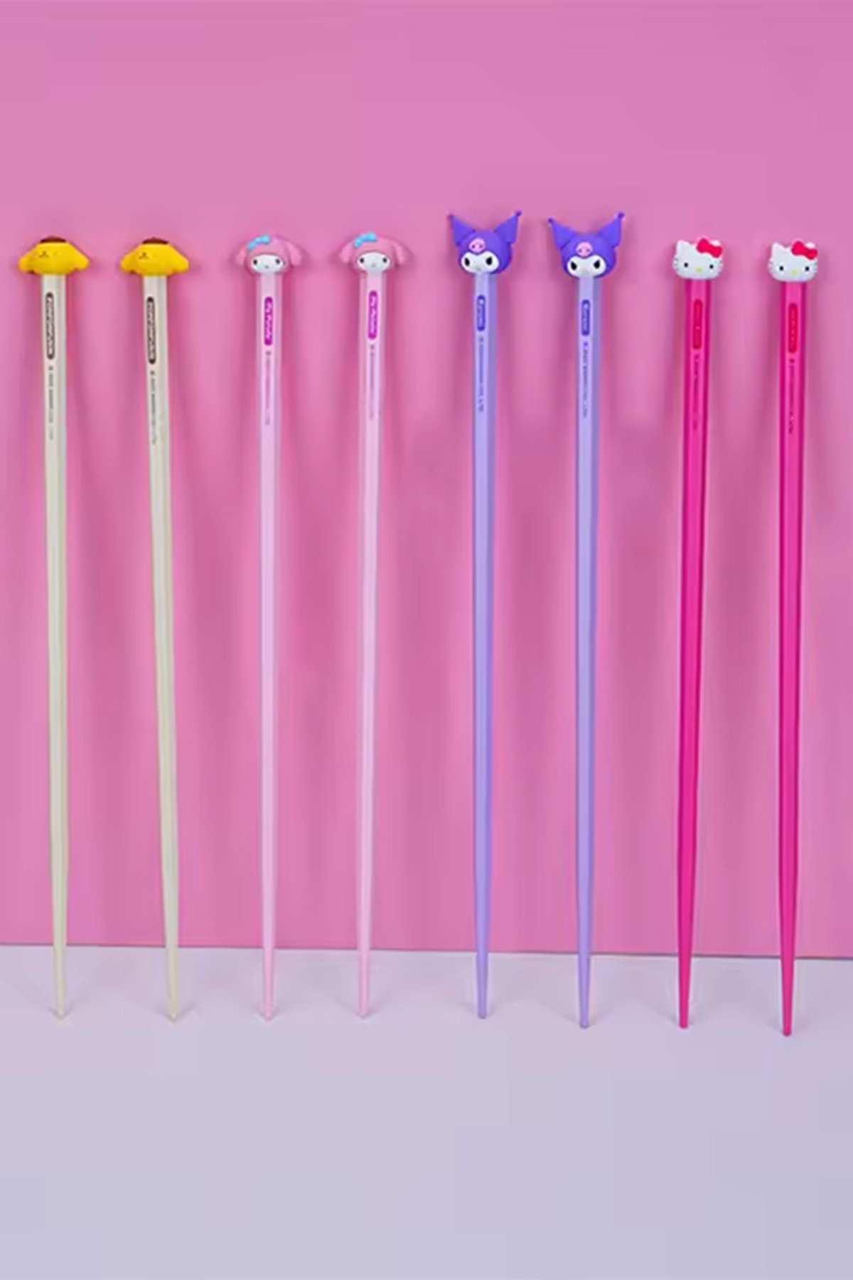Sanrio Lisasnlı Mini Figürlü Yemek Çubuğu - Chopstick