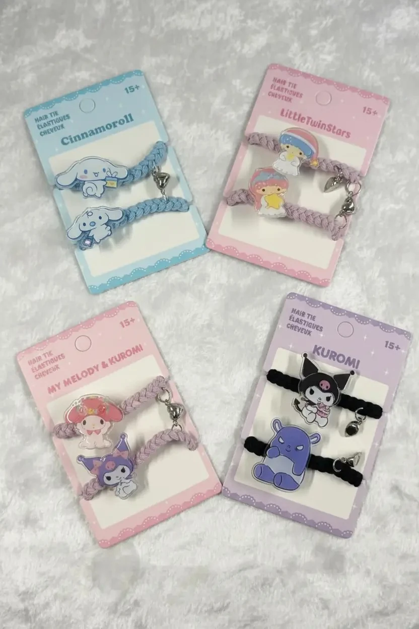Hello Kitty Lisanslı Mıknatıslı Saç Tokası (2 Adet) – Örgülü & Pratik Tasarım