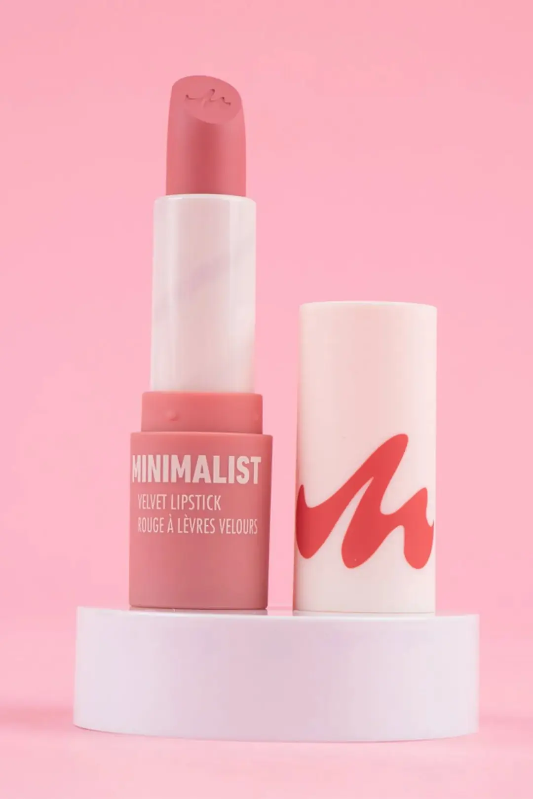 MINISO Lisanslı Minimalist Serisi Kadife Mat Ruj 06 – Pürüzsüz Bitişli ve Yumuşak Dokulu Mat Ruj