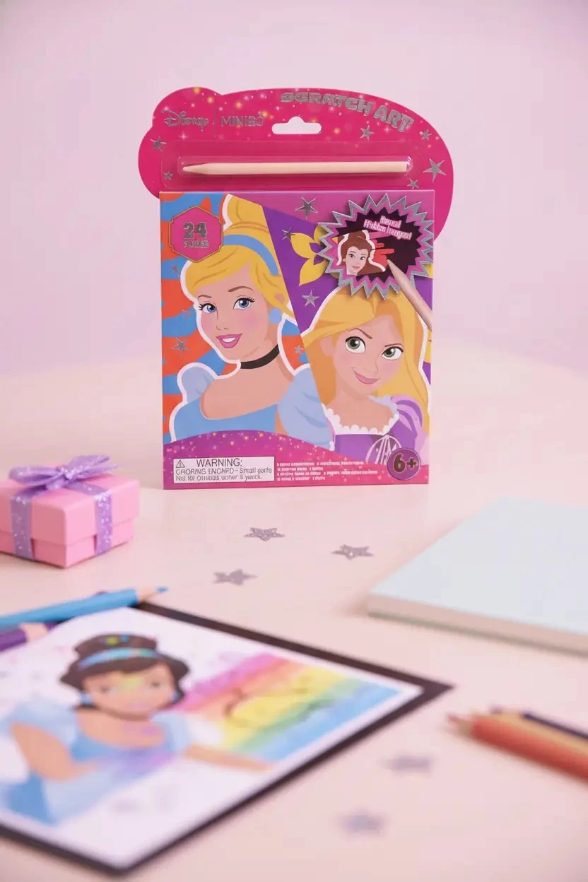 Disney Prenses Lisanslı Kazı Kazan Boyama Seti – 24 Sayfa & Holografik Detay