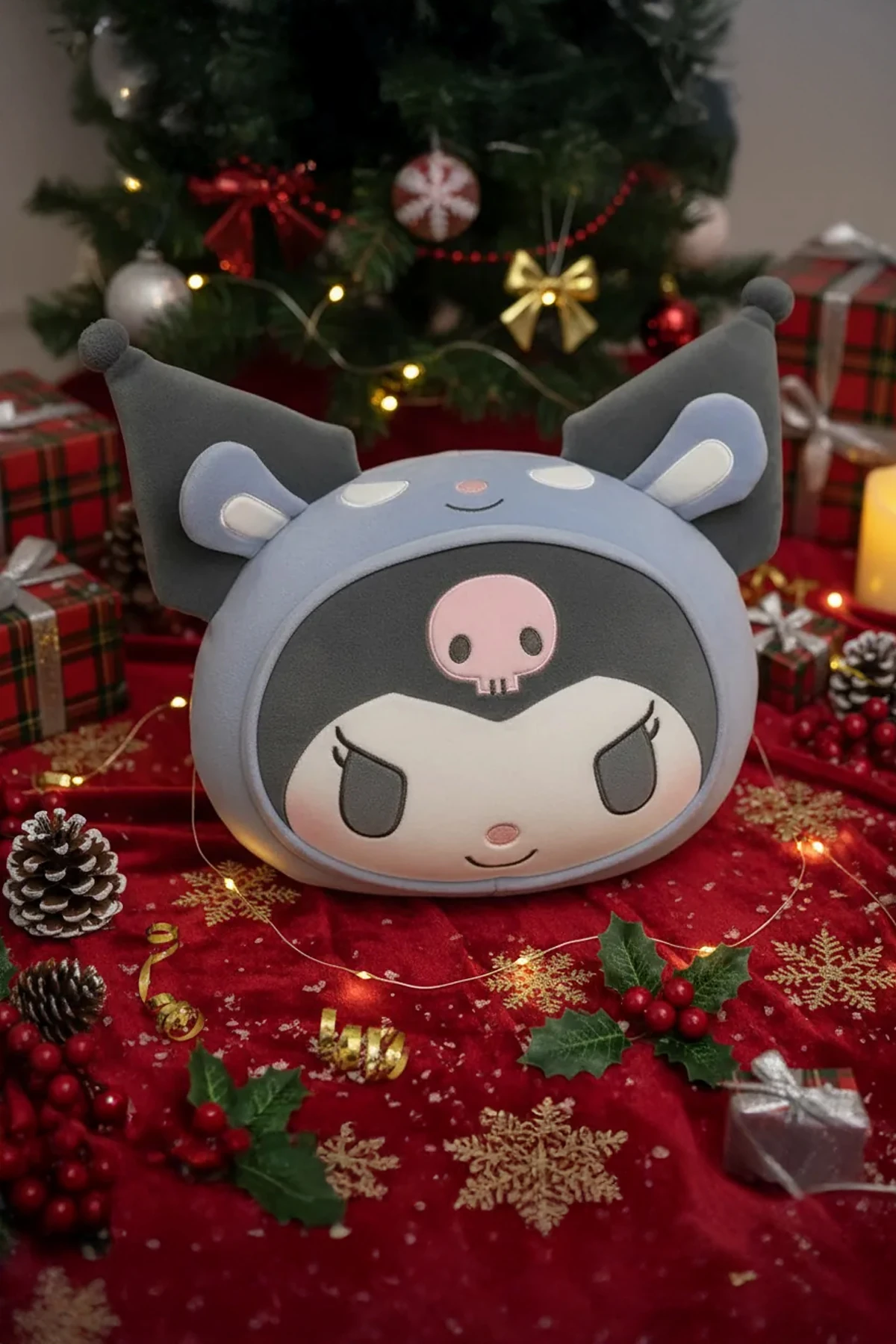 Sanrio Lisanslı Şekilli Yastık - Kuromi