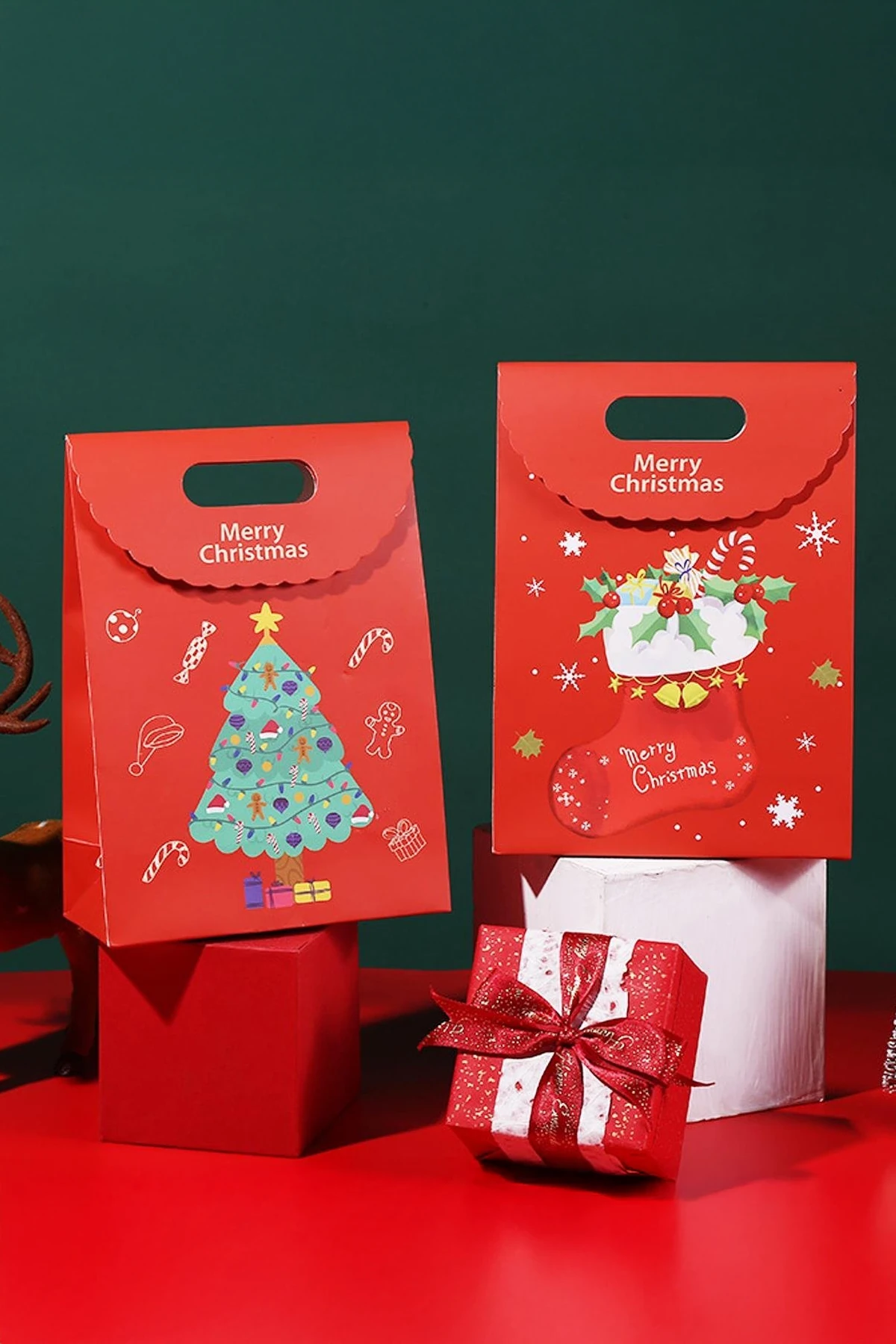 Yılbaşı Desenli Hediye Çantası 32x24 Cm