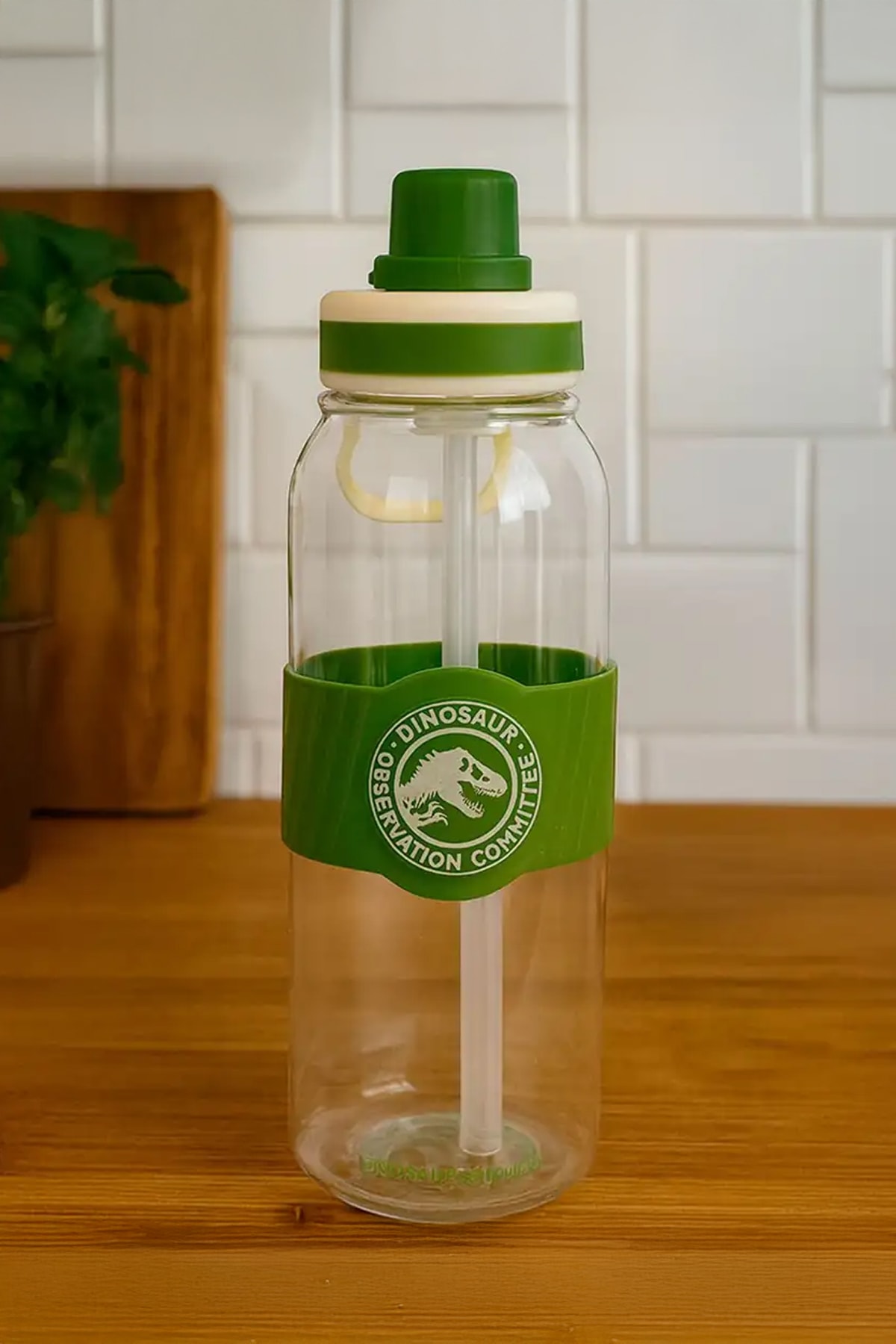 Jurassic World Saplı ve Pipetli Plastik Şişe 1000 mL (Yeşil)