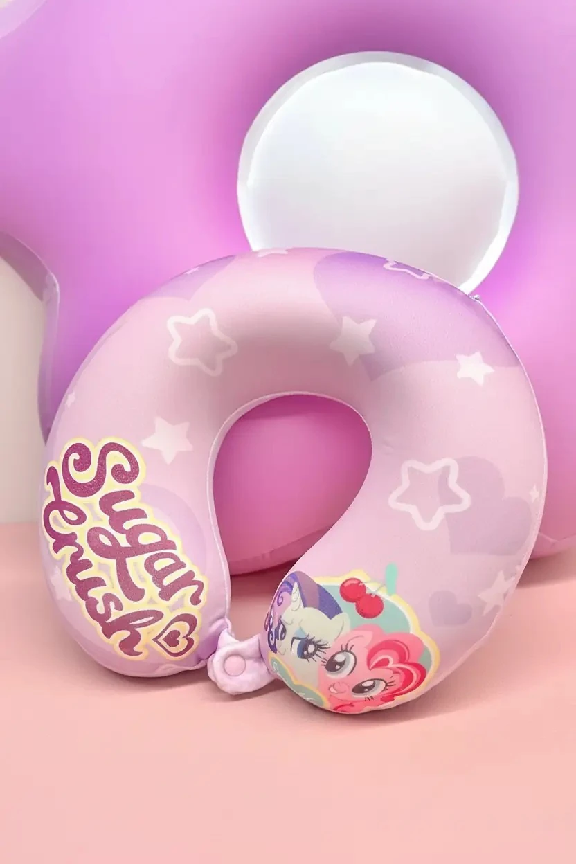 My Little Pony Lisanslı Hafızalı Köpük Boyun Yastığı – Mor Yıldız Desenli Seyahat Yastığı 30 Cm