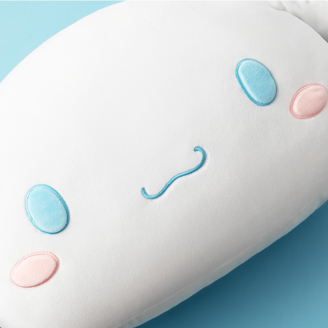 Sanrio Lisanslı Ultra Yumuşak Peluş Yastık (38Cm) - C (Outlet)