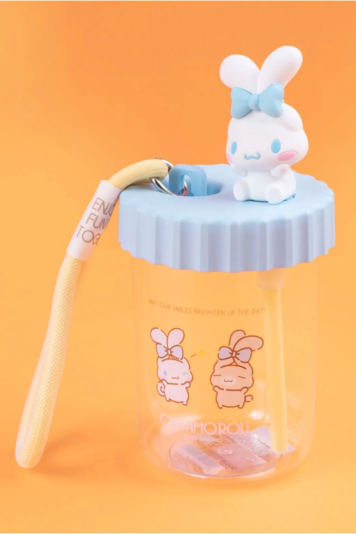 Sanrio Lisanslı Pipetli ve Askılı Plastik Şişe (520ML) - Cinnamoroll