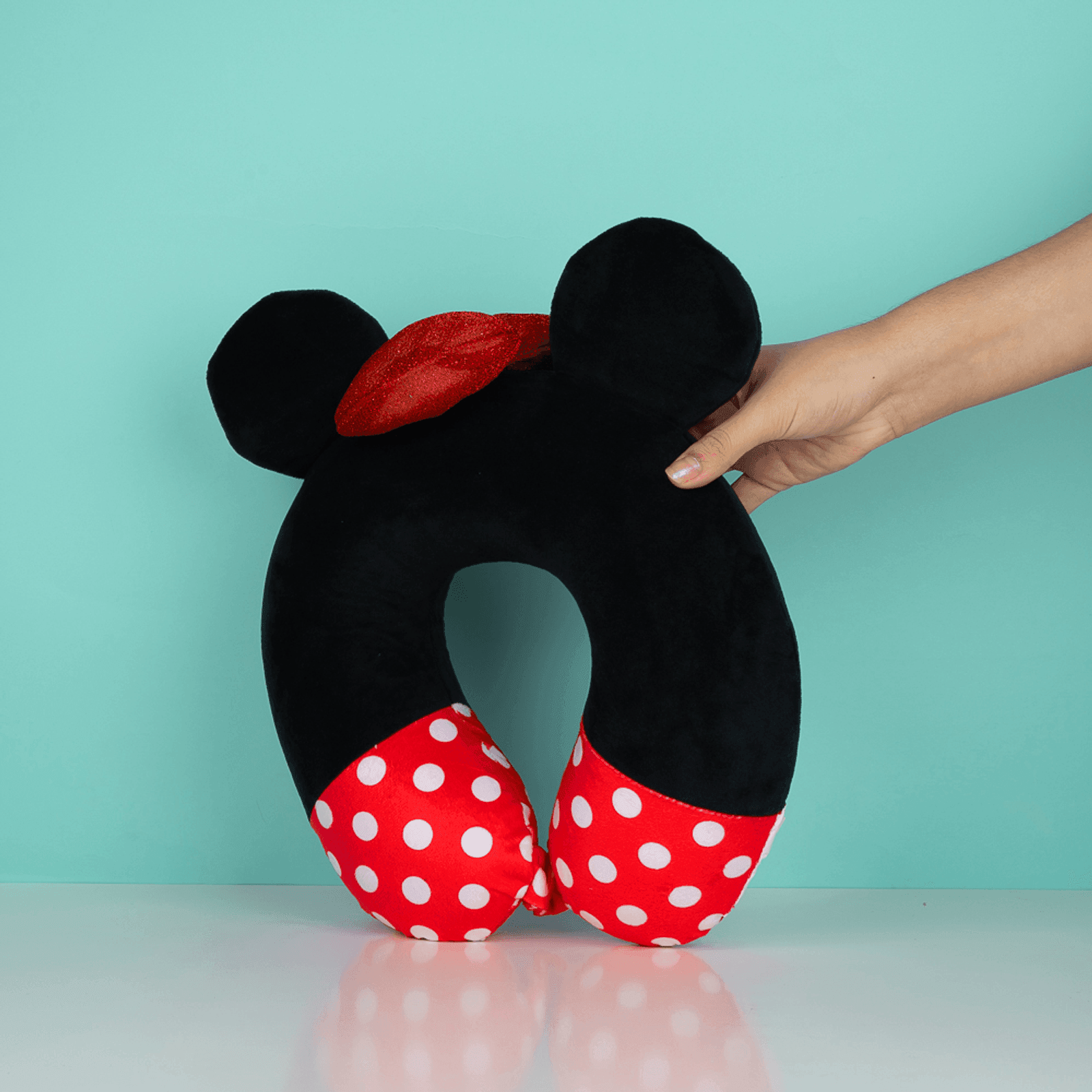 Mickey Mouse Lisanslı Hafızalı Süngerli Boyun Yastığı - Minnie