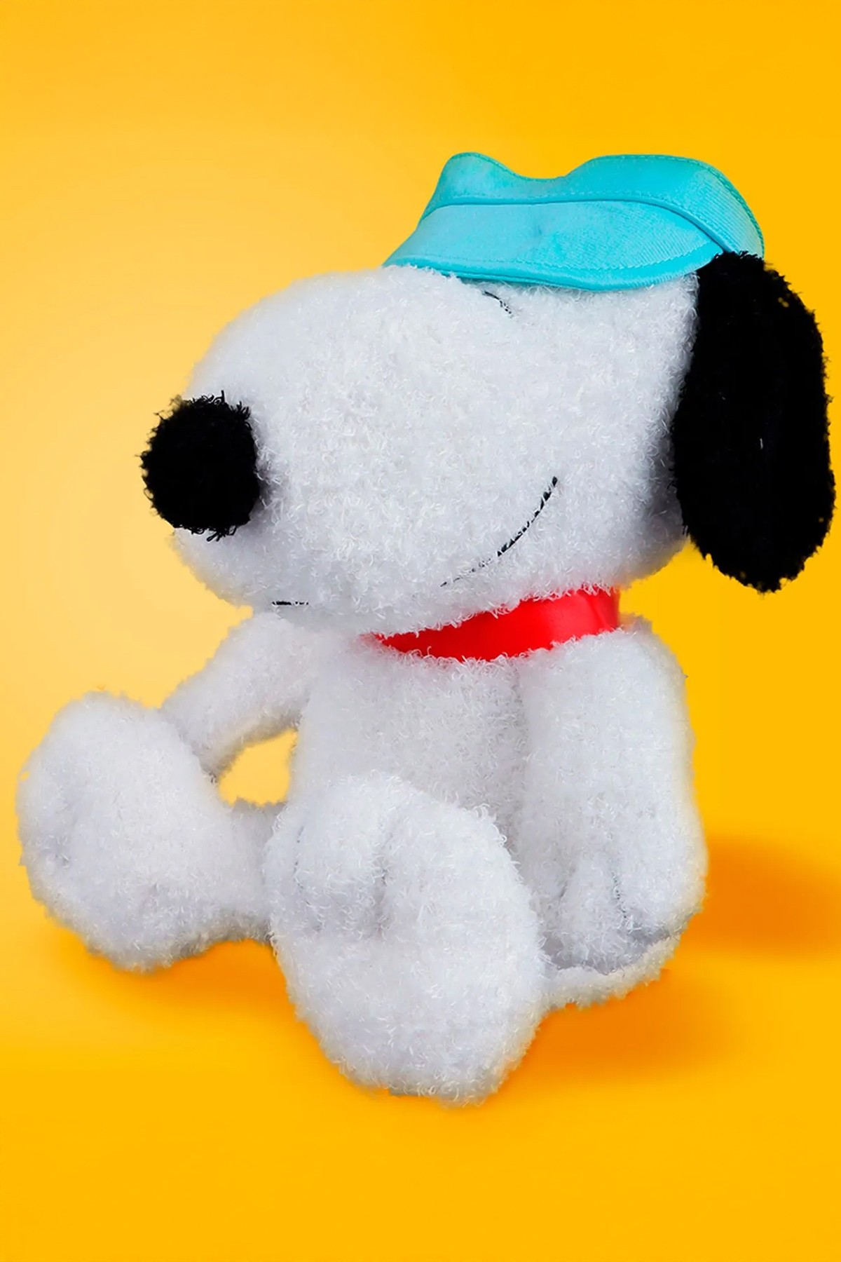 Snoopy Lisanslı Şapkalı Peluş Oyuncak (35Cm) (Outlet)