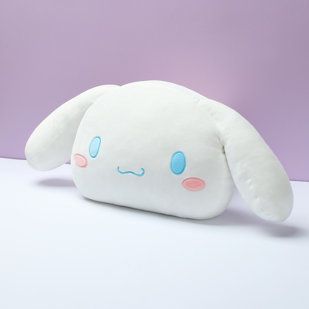 Sanrio Lisanslı Ultra Yumuşak Peluş Yastık (38Cm) - C (Outlet)